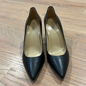 Black Michael Kors Pump